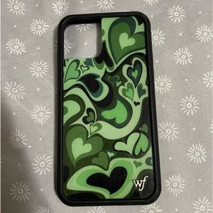 Wildflower Salem Mitchell Iphone 11 pro case!